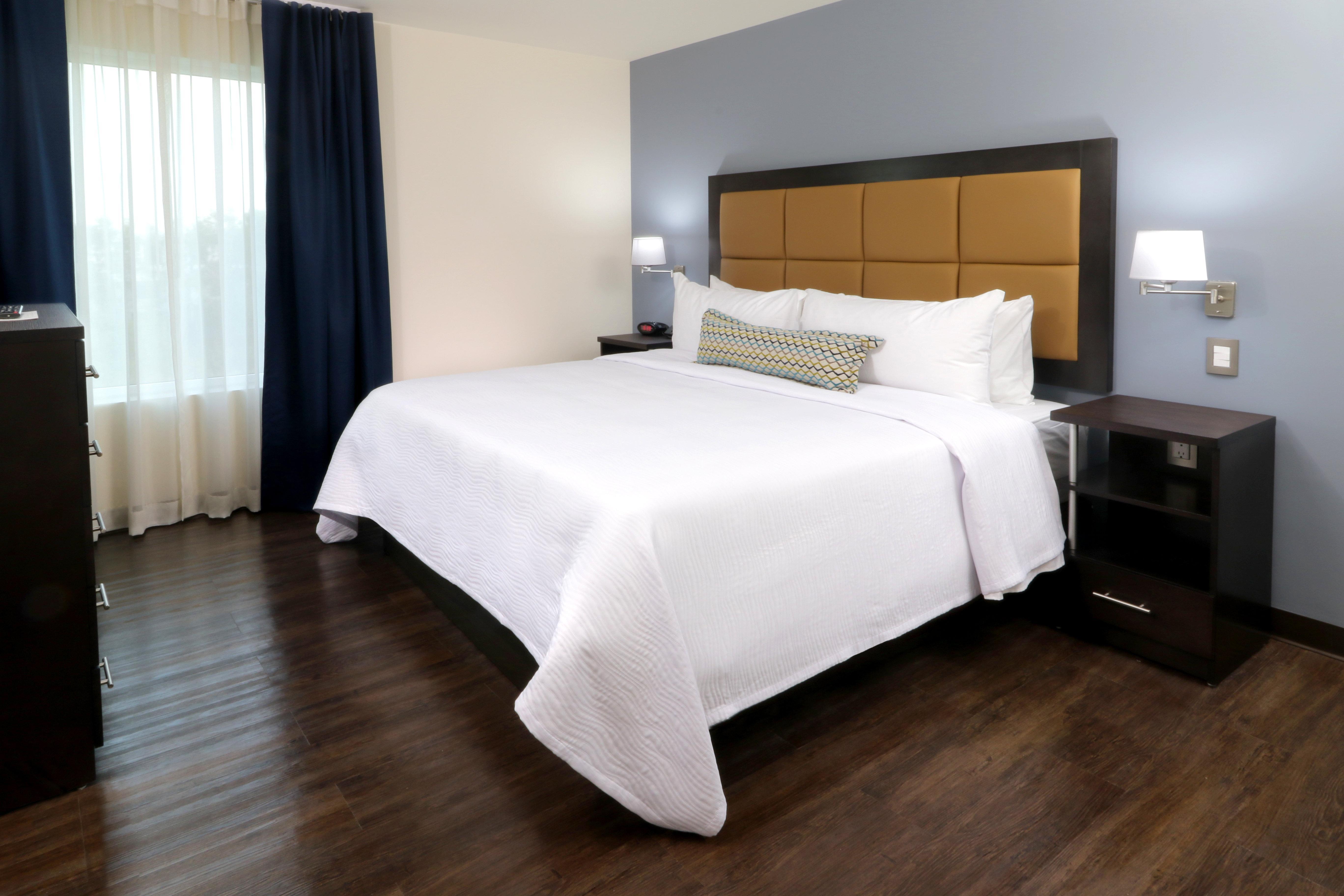 Candlewood Suites Celaya Celaya  Exterior photo